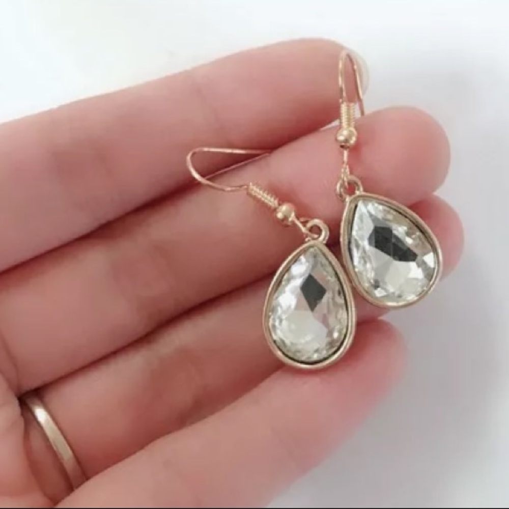 NEW!๐๐๐FACETED RHINESTONE TEARDROPS!๐๐๐CUTE! - Picture 7 of 8